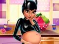 Hra Catwoman je tehotná  online