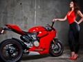 Hra Snímka motocyklov a dievčat  online
