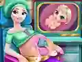 Hra Ice Queen Pregnant Check-Up online