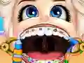 Hra Baby Elsa Wears A Brace online