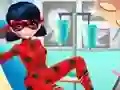 Hra Dotted Girl Ambulance For Superhero online