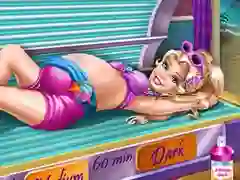 Hra Pregnant Princess Tanning Solarium online