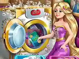 Hra Goldie Princess Laundry Day online