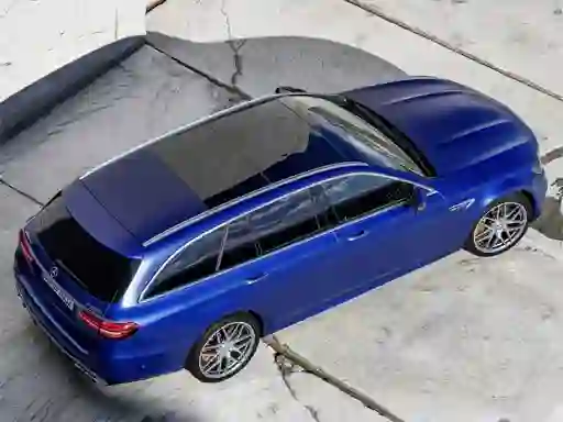 Hra Mercedes Benz E63 Amg Estate Slide online