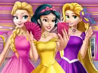 Hra Princesses At Masquerade online