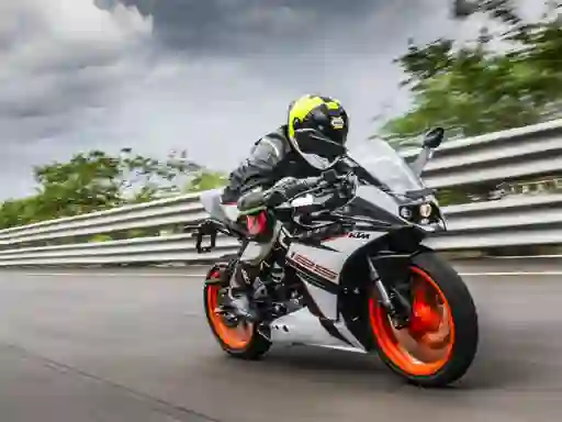 Hra RC 125 Action online