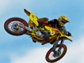Hra Crazy Motocross Jumps Jigsaw online