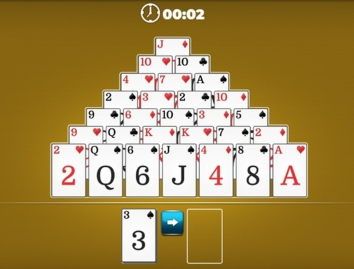 Hra Pyramídový solitátor  online